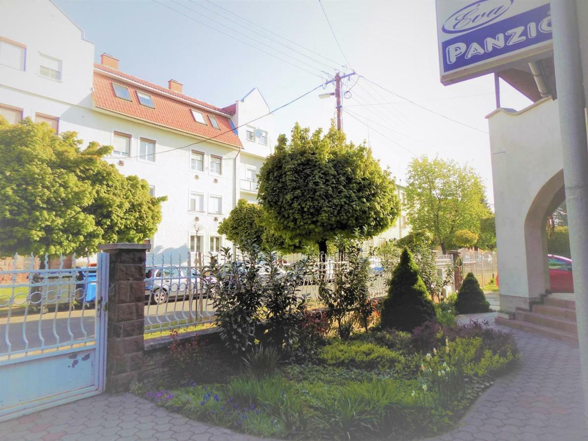 Eva Vendeghaz Hotell Kaposvár Eksteriør bilde